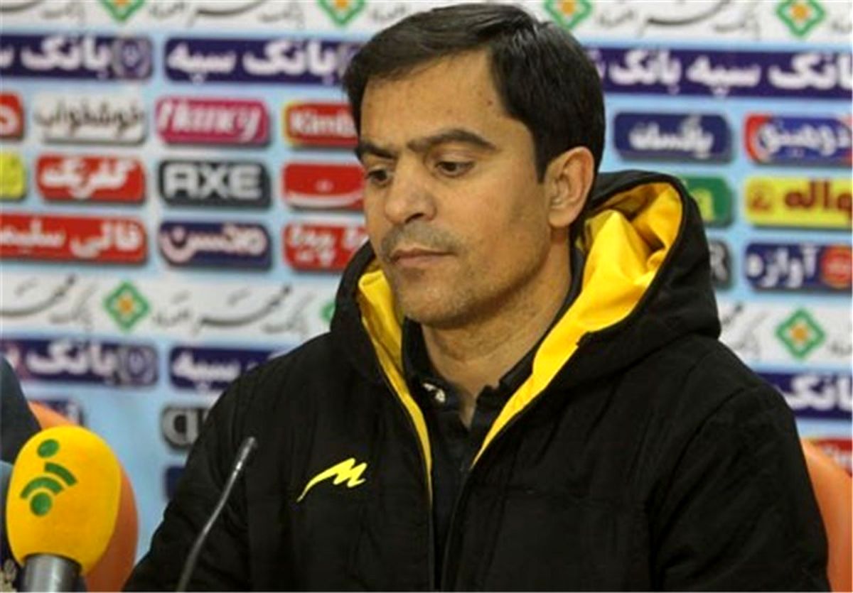 سپاهان بازیکن ضعیف ندارد/ لیگ افت نکرده، فوتبال عوض شده است