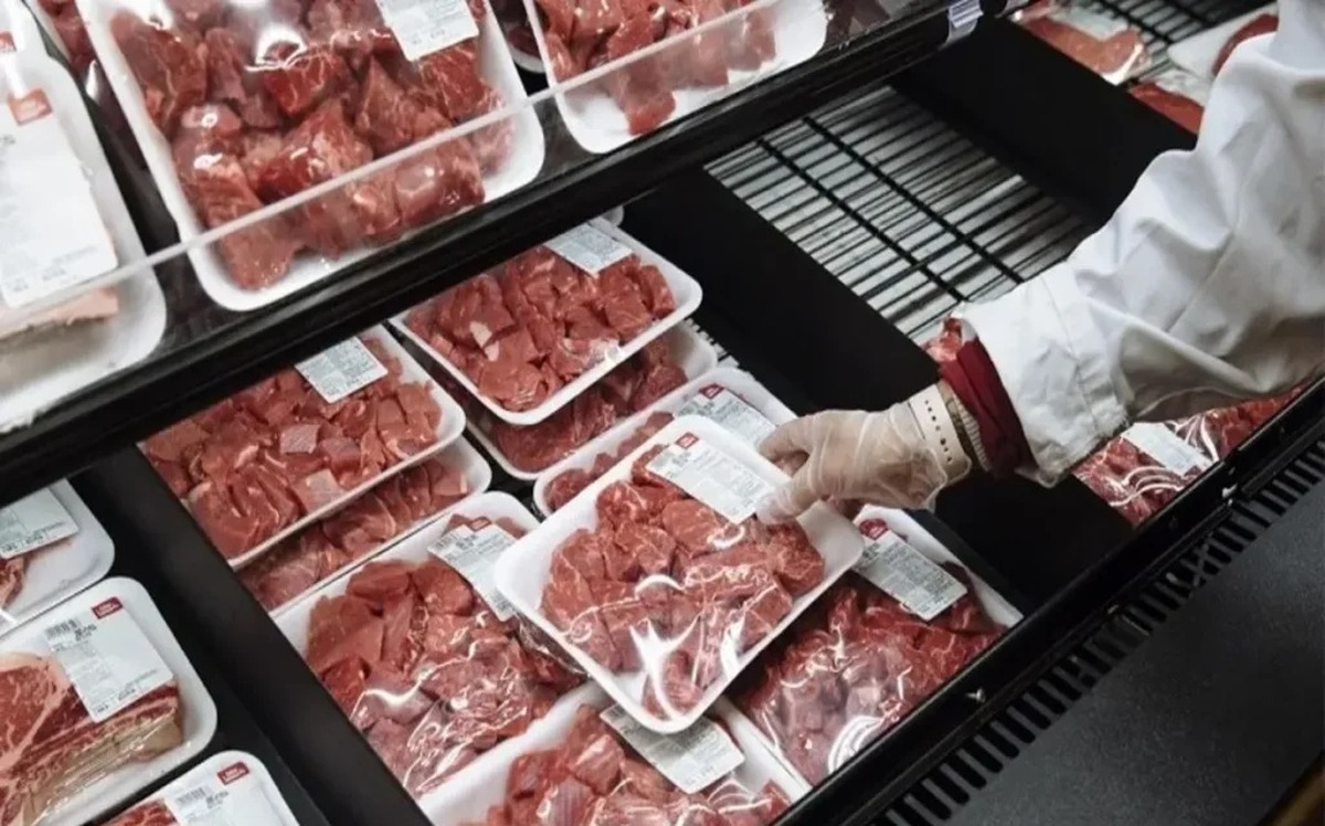 قیمت گوشت قرمز به نرخ جدید رسید / قیمت‌های امروز جمعه ۲۹ فروردین
