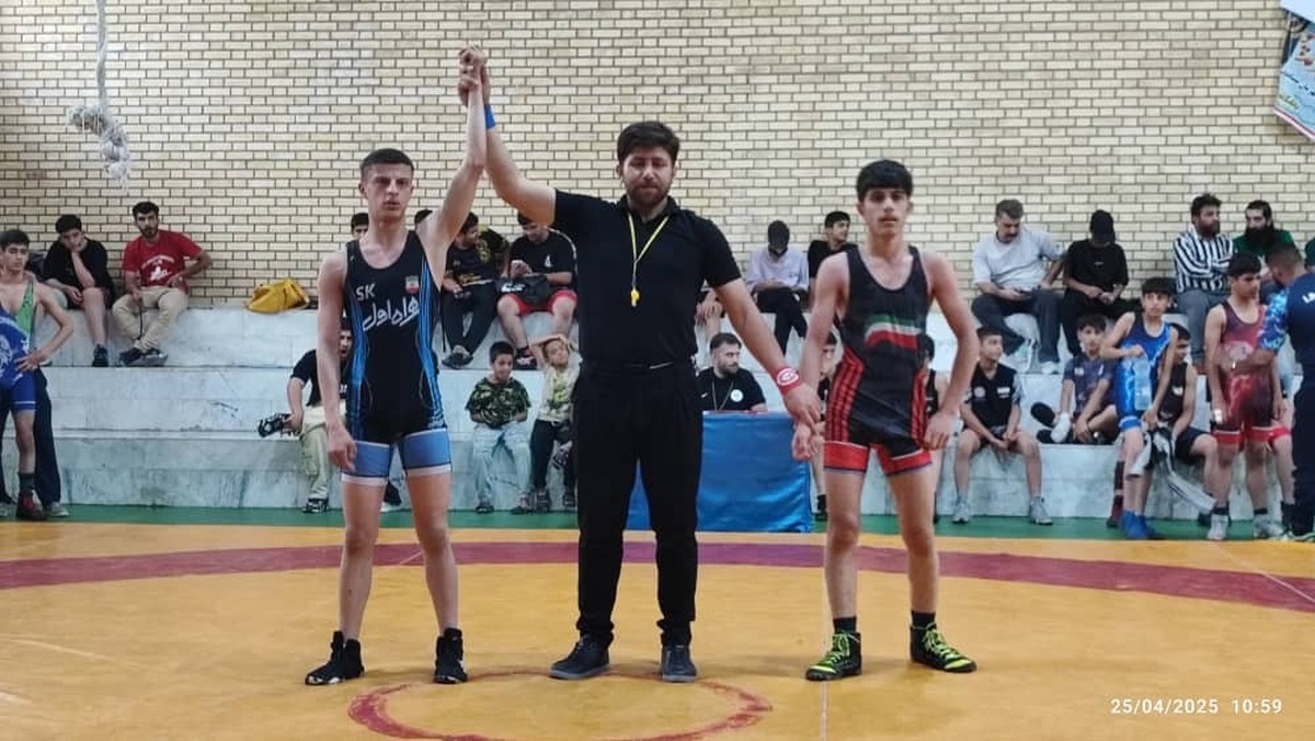 یاسوج قهرمان کشتی آزاد نونهالان کهگیلویه و بویراحمد شد