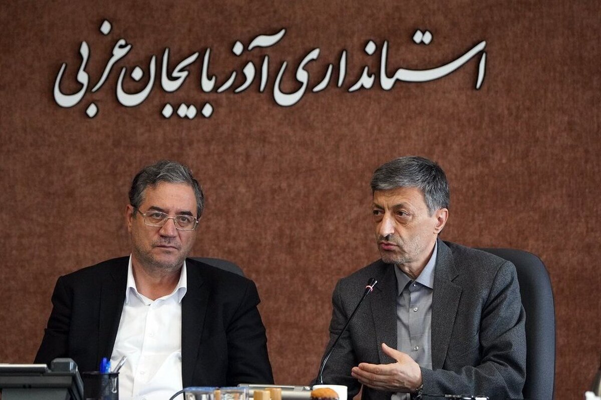 فتاح در سفر به آذربایجان غربی خبر داد: از جمع‌آوری مدارس کانکسی استان تا پایان سال تا راه‌اندازی بزرگترین انبار توزیع دارو در شمال‌غرب کشور