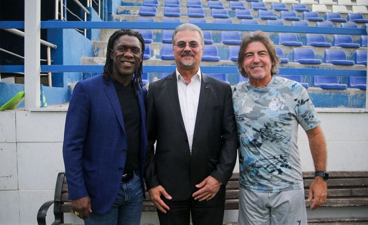 حضور سیدورف در تمرین آبی‌پوشان و برگزاری جلسه سه نفره