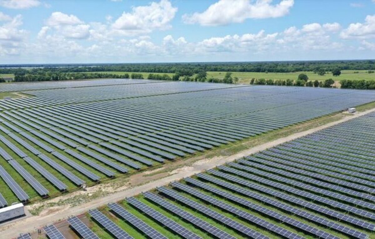 آمریکا ۱۳ میلیارد دلار بودجه انرژی سبز را لغو کرد