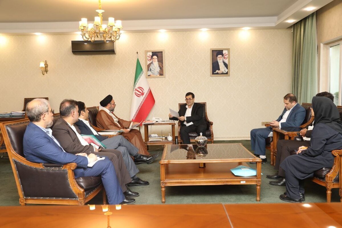 دیدار چند تن از نمایندگان مجلس با وزیر ورزش و جوانان