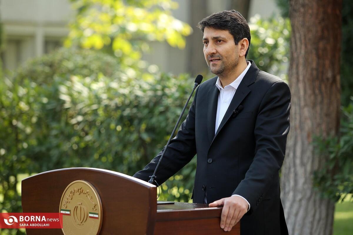 توسعه فیبر نوری اولویت اصلی رفع مشکل آنتن‌دهی است