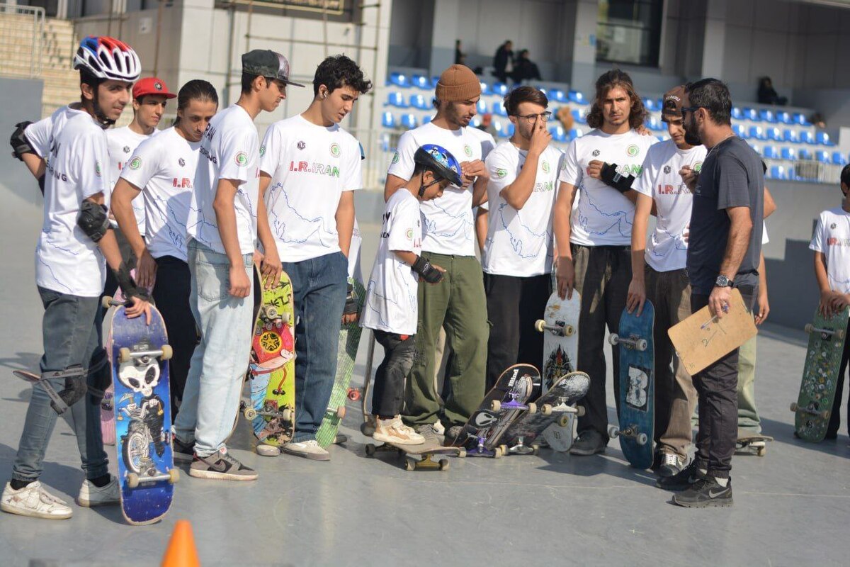 برگزاری کمپ استعدادیابی اسکیت‌برد در پارک آب و آتش
